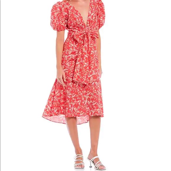 Sachin + Babi Dresses & Skirts - Host Pick🌹❤️💃🏾Sachin & Babi Courtney Floral Puff Sleeve Dress.